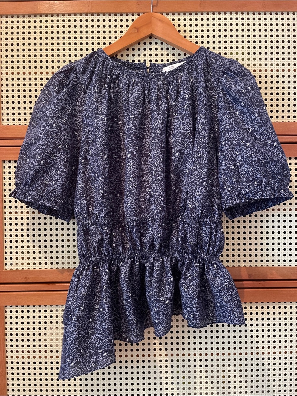Nordstrom Like New Silk Cotton Blend Navy Floral Asymmetrical Peplum Blouse